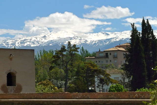 Granada - Sierra Nevada vanaf Alhambra Granada - Sierra Nevada vanaf Alhambra